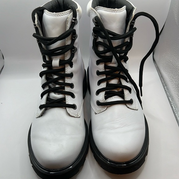 Sorel Women’s Lennox Leather Lace Boots size 9 NWB - Picture 2 of 13